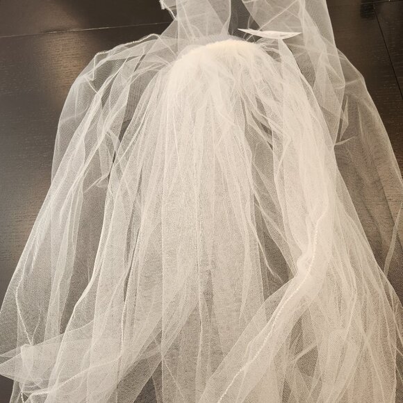 Microbeaded edge mid-length Veil (Ivory) main image 8